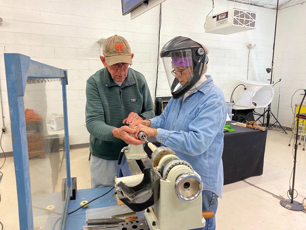 Christmas Ornament Workshop – November 2025