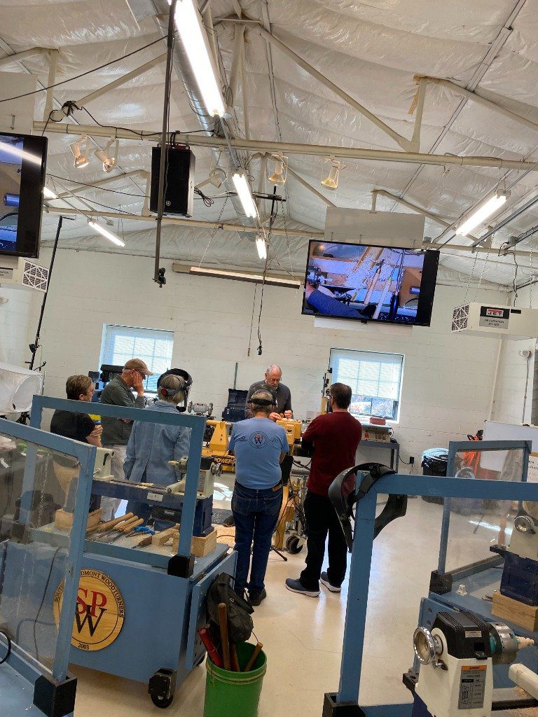 Christmas Ornament Workshop – November 2025